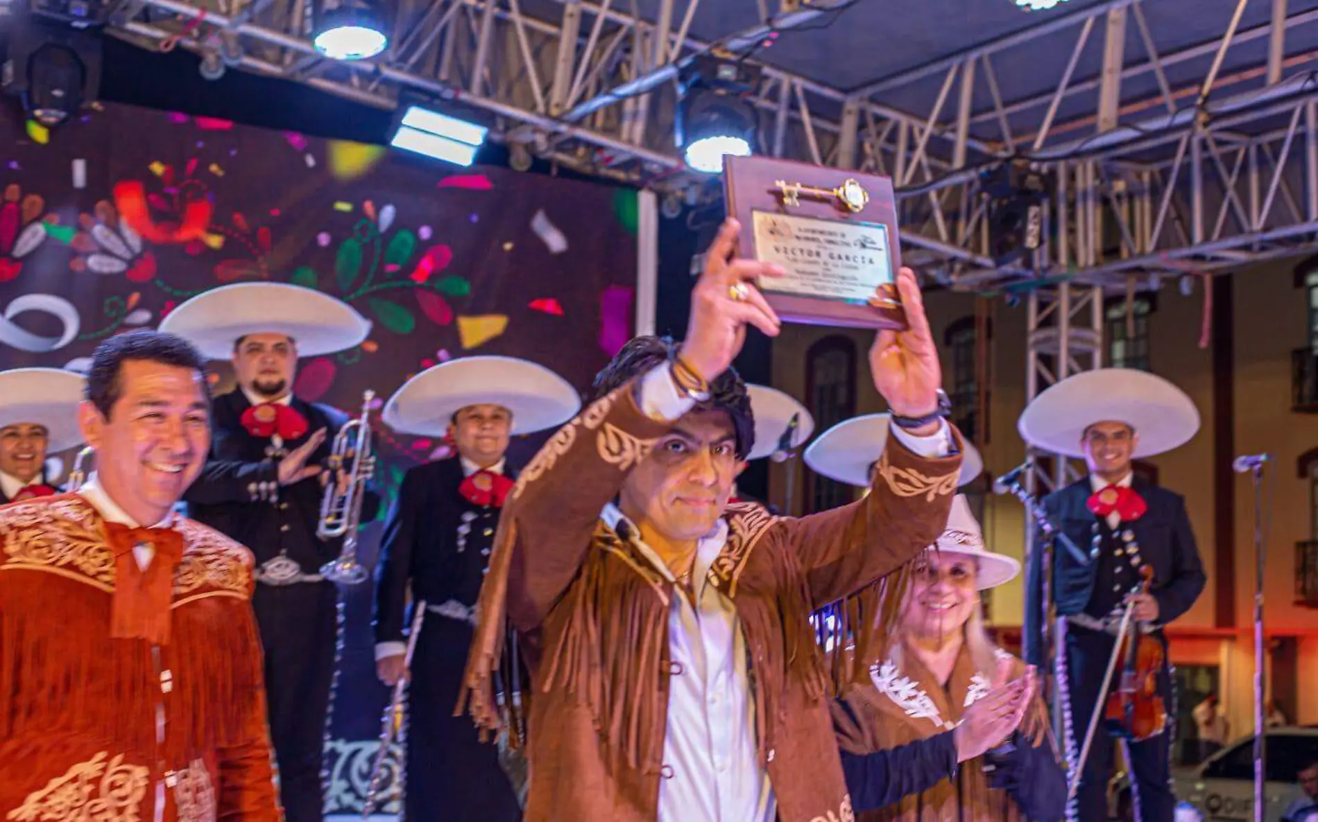 Víctor García recibe las llaves de la ciudad de Matamoros Gobierno Municipal de Matamoros (4)